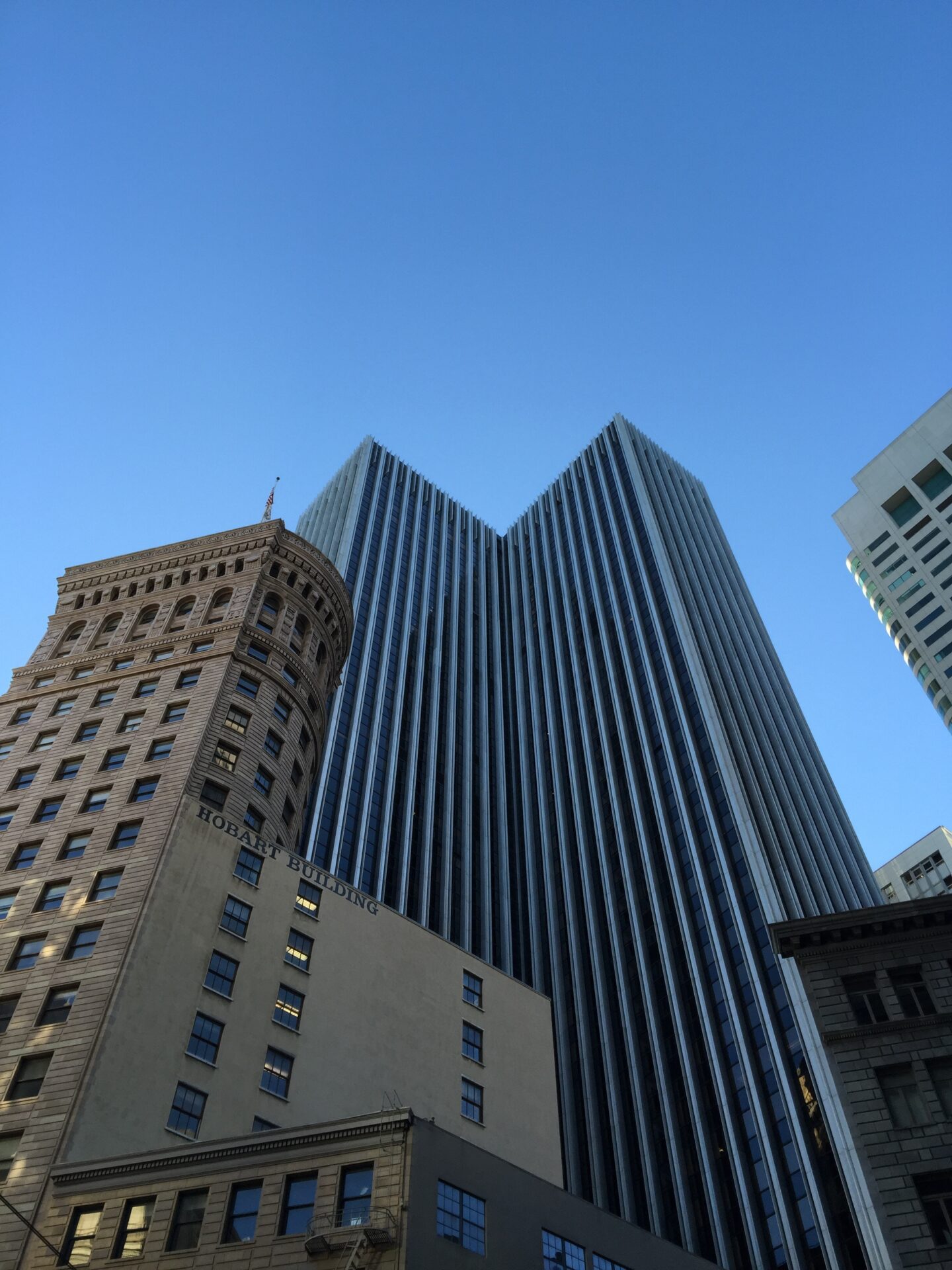 Navigating the Skyscrapers: A Comprehensive Guide to Property Management Services in San Francisco’s Financial District