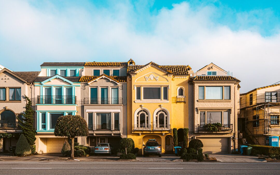 Navigating the Bay: Weighing the Pros and Cons of Living in the San Francisco Bay Area