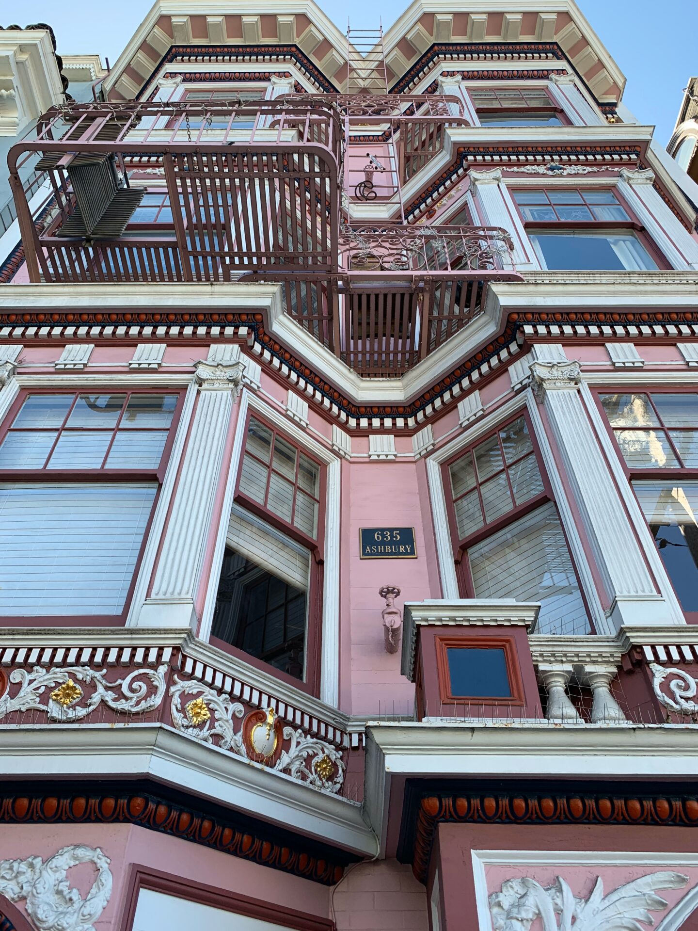 Unraveling the Housing Puzzle: Strategies for Affordable Living in the San Francisco Bay Area