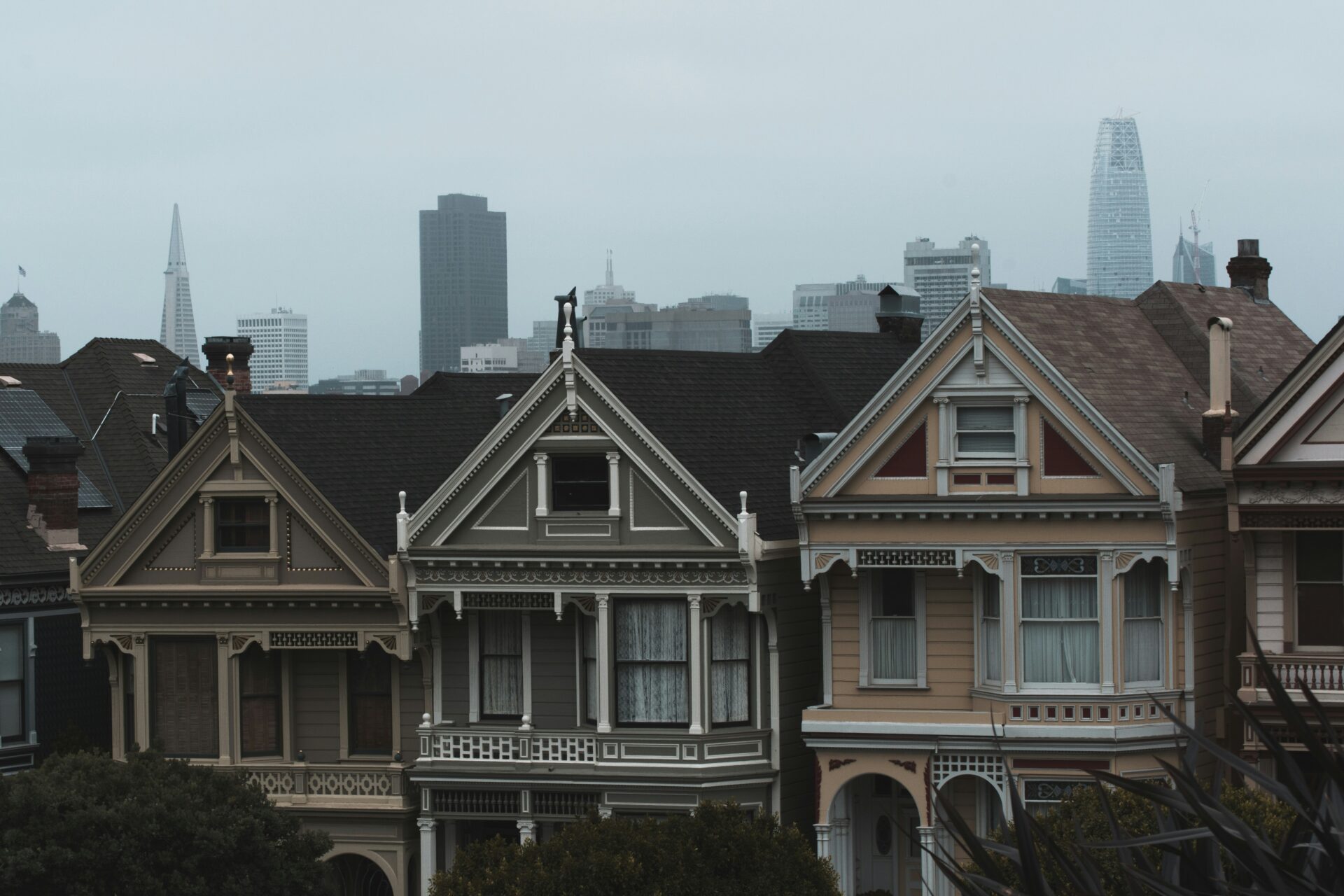 Conquering the Seller’s Market: Smart Tactics for Homebuyers in the San Francisco Bay Area